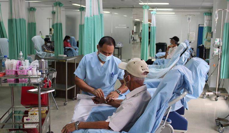 Mulino reafirma construcción de nuevo edificio Oncológico en la Ciudad de la Salud