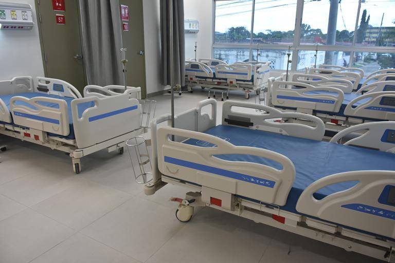 Entregan policlínica de San Antonio, cuenta con la farmacia robotizada