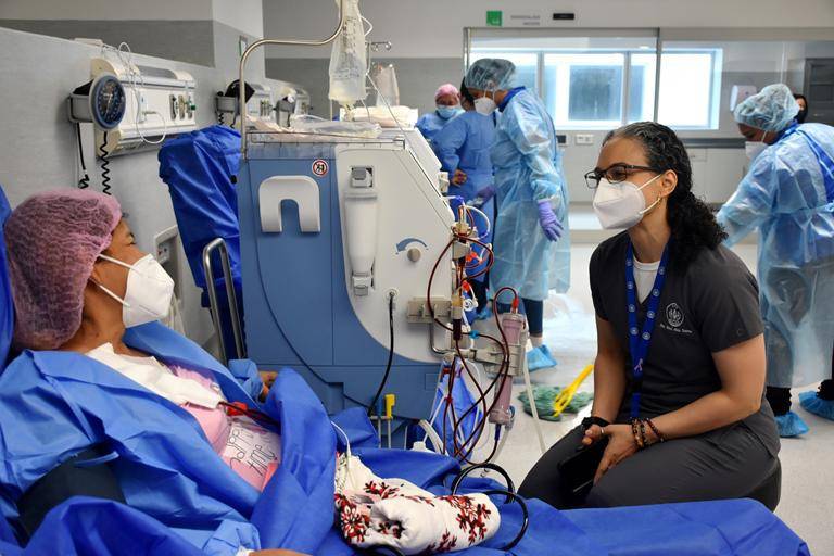 Abre moderna sala de hemodiálisis en Ciudad de la Salud