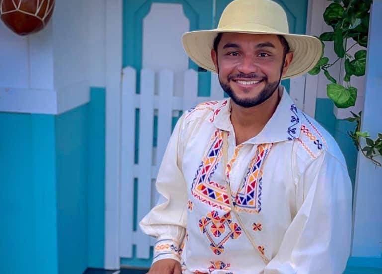 José Miguel Castro crea vitrina para el baile típico