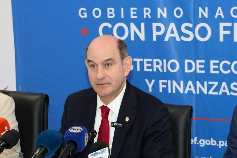 Chapman solicita auditoría y anuncia separación de funcionarios investigados en la DGI