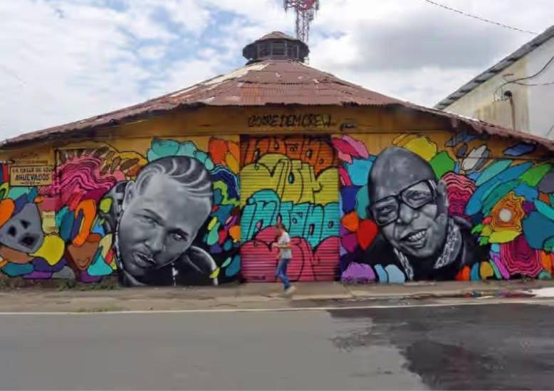 “La Calle de los Ahuevados”