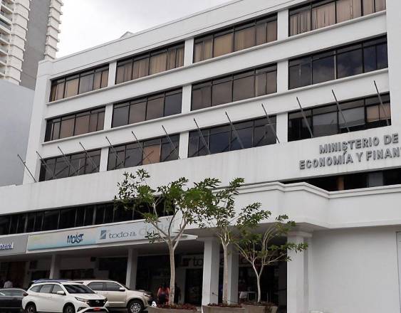 El MEF anuncia que habilitará desde este lunes 20 de abril registro para pago de CEPANIM