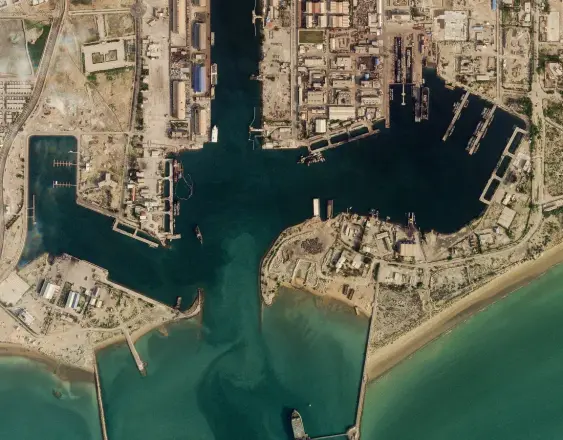 Cualquier buque que se acerque a Ormuz será “tomado como objetivo”