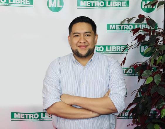 Evelyn González | Dagoberto García es un músico panameño, responsable de tocar el órgano artesanal que se encuentra en la iglesia Nuestra Señora de la Merced.