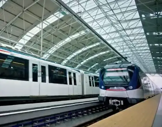 El Metro de Panamá anuncia que extenderá su horario por desfile de Navidad