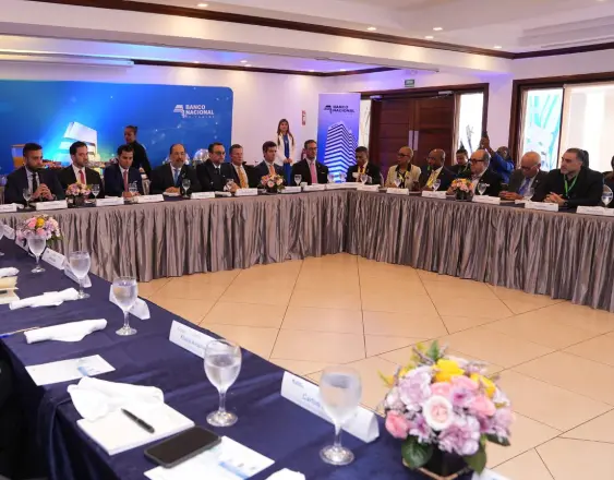 ML | Banconal promueve la inversión estratégica.