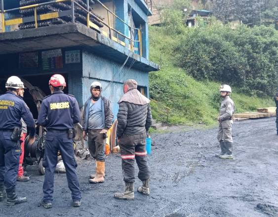 Cuatro mineros mueren en explosión en yacimiento de carbón en Colombia