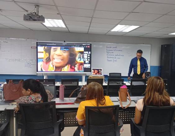 ML | Durante el inicio de las capacitaciones.