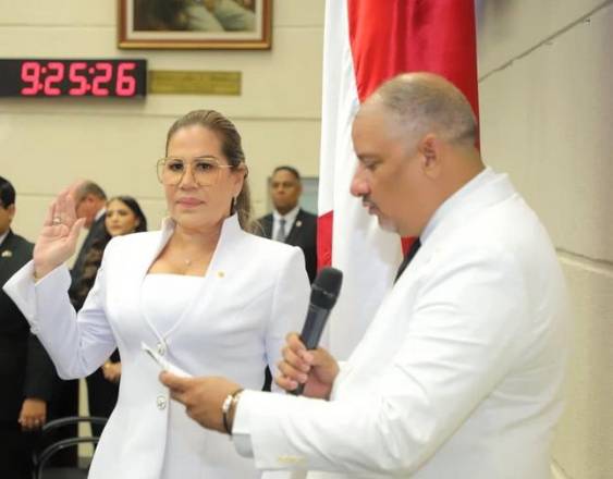 ML | Shirley Castañedas, nueva presidenta de la Asamblea Nacional de diputados.