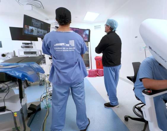 ML | Telecirugía robótica en Chiriquí.