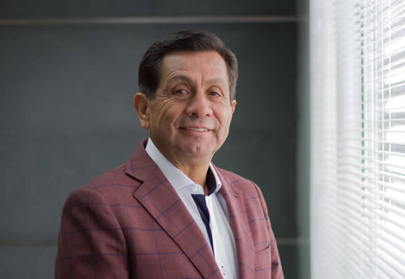 Universidades buscan reinventarse con la IA