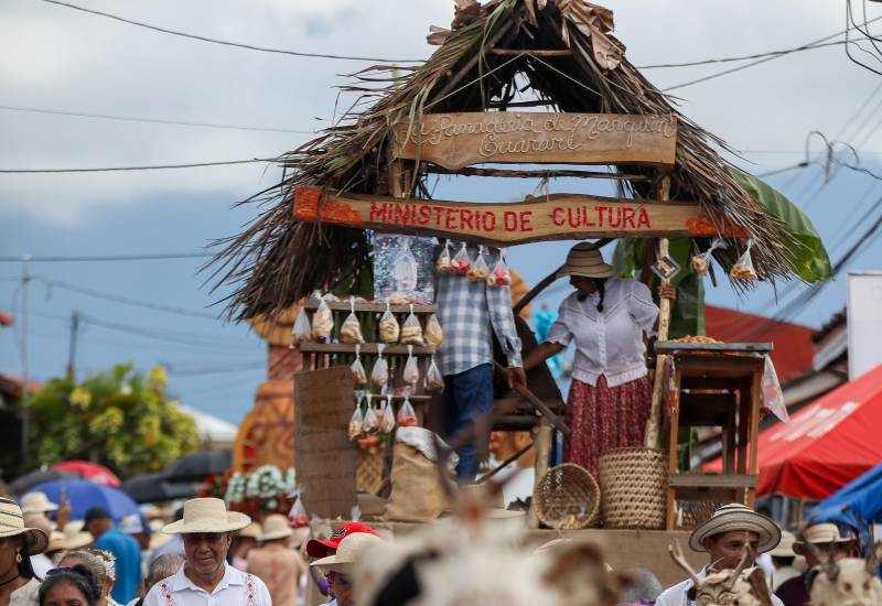 La carreta de MiCultura gana el primer lugar en el Festival de la Mejorana en Guararé