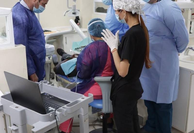 Servicios dentales a bajo costo en UP