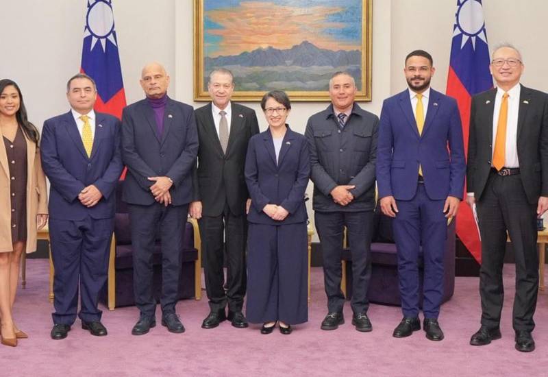 Diputados culminan cuestionada visita a Taiwán