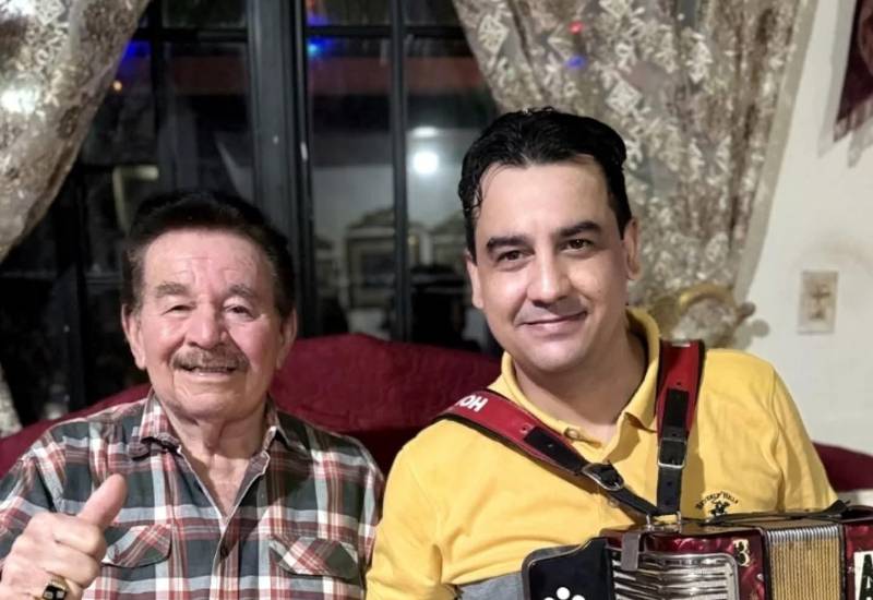 Adonis Cárdenas, “El Caballero del Acordeón”