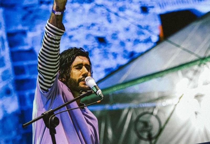 Némula lanza música para los “Bailes raros”