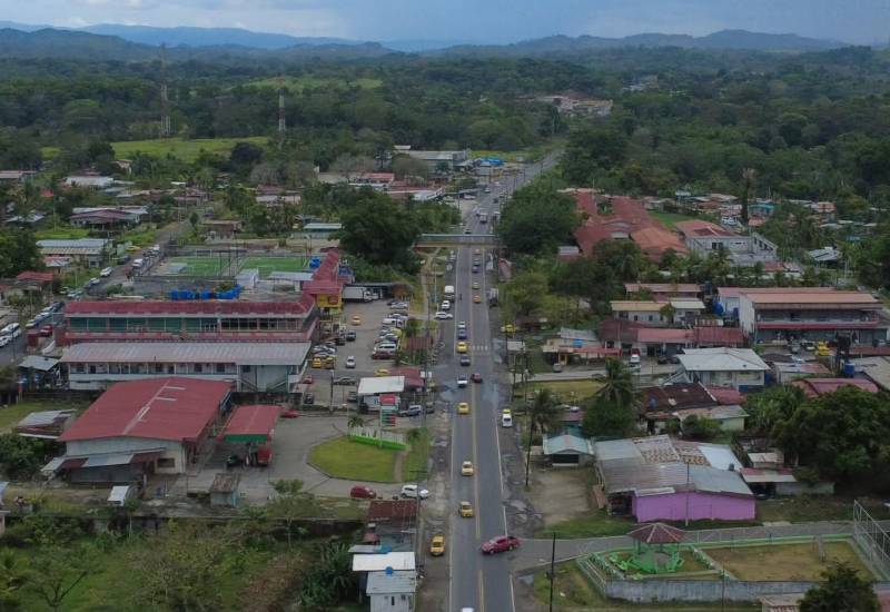 Calles, agua y vivienda, son las prioridades en Buena Vista de Colón