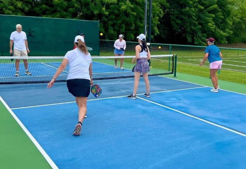 Pickleball: diversión segura