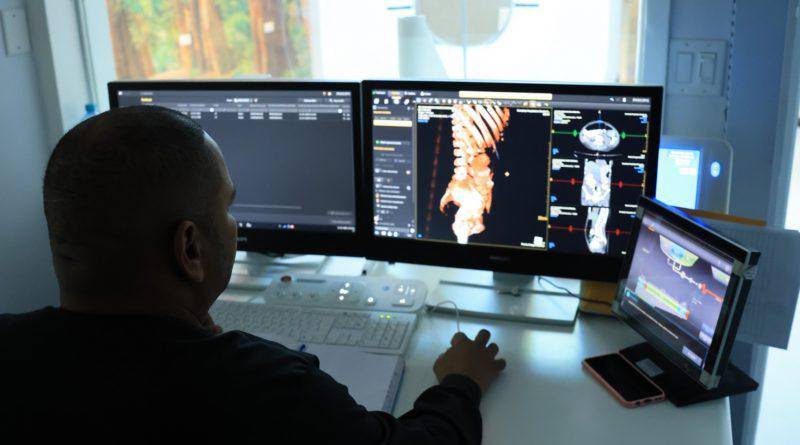 Ponen en funcionamiento tomógrafo con Inteligencia Artificial en el Complejo Hospitalario de la CSS