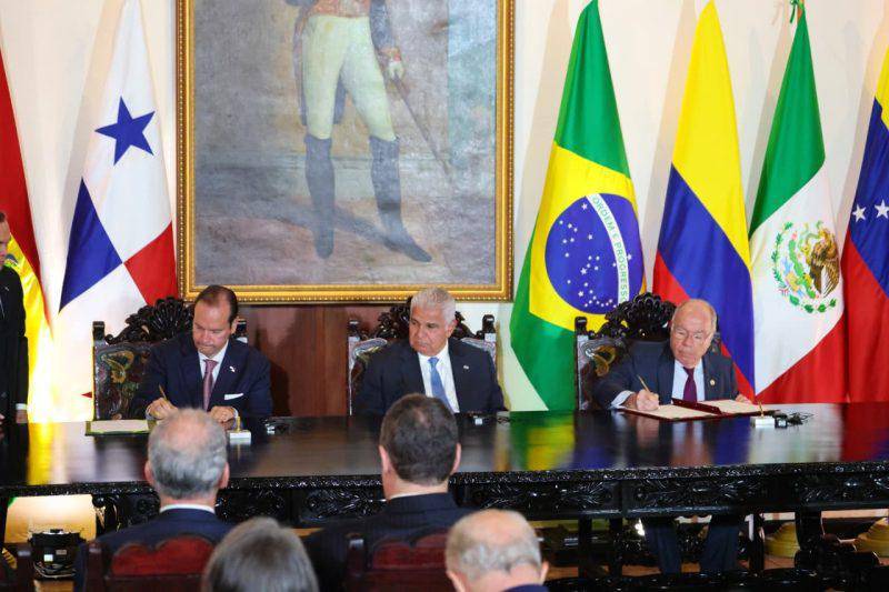 Brasil entrega a Panamá las actas originales del Congreso Anfictiónico de 1826