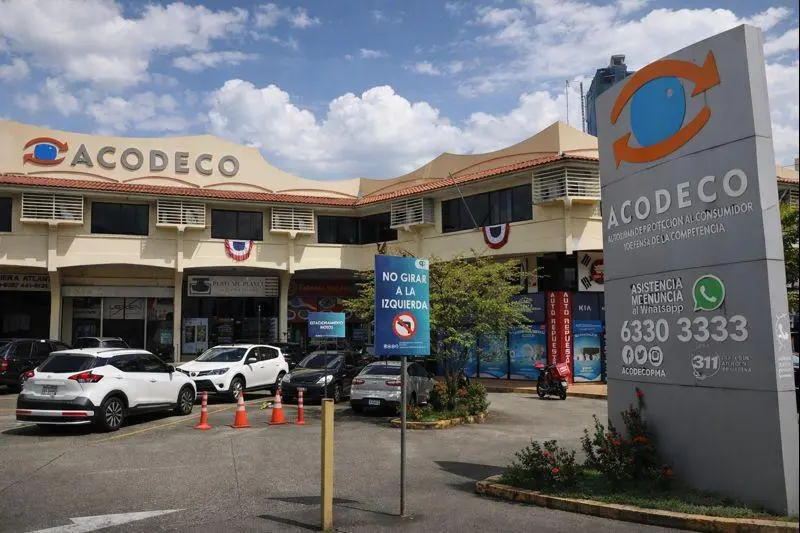 Acodeco dialoga con empresas telefónicas para mantener cobros justos