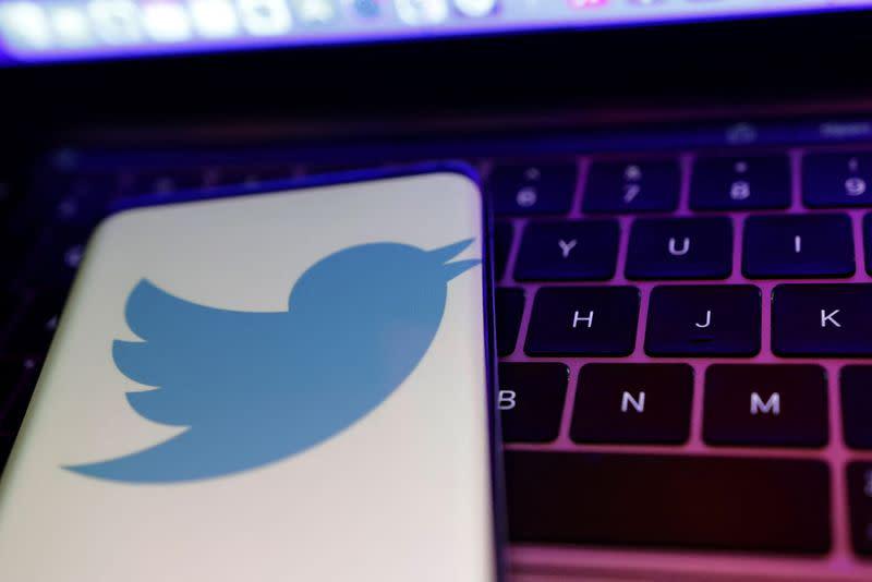 Twitter se retira de código de la UE contra la desinformación