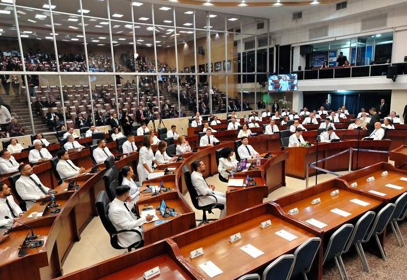 Los diputados buscan una rápida conformación de las comisiones