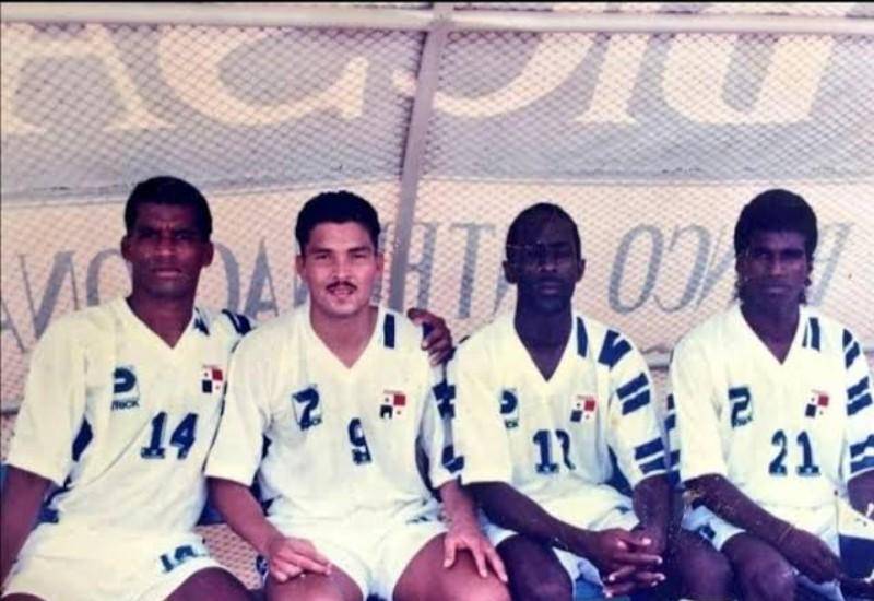 Evolución de la camiseta de la selección nacional de fútbol