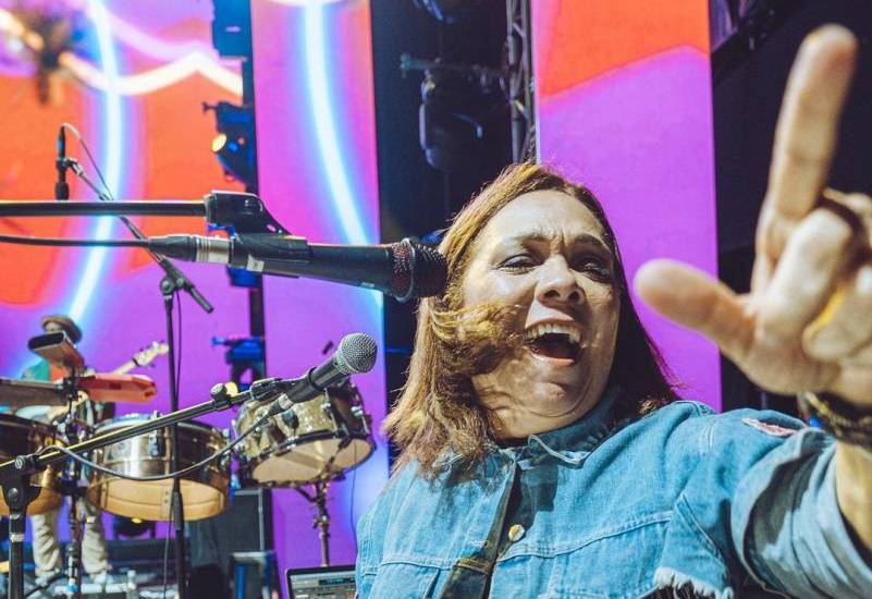 La lluvia no dañó la fiesta y Juan Luis Guerra complació a sus fanáticos en Panamá