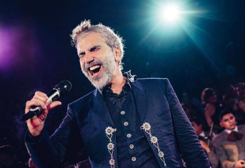 Alejandro Fernández arranca 2023 con el estreno “Inexperto en olvidarte”