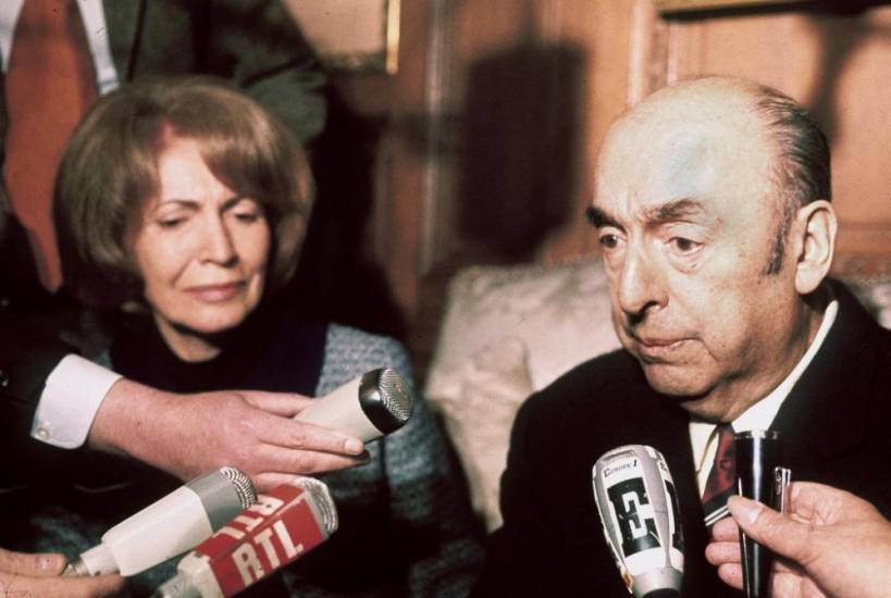 AFP | El escritor, poeta y diplomático chileno Pablo Neruda.