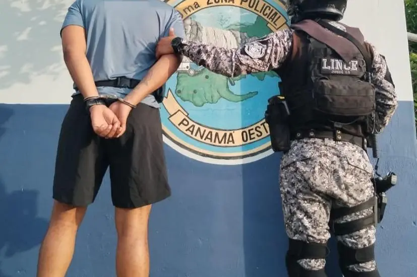 Policía detiene a sospechosos de delitos de hurto y violencia de género