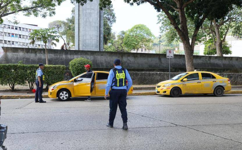 ATTT habla del uso de “botas” por el Municipio de Panamá y aclara la división de competencias