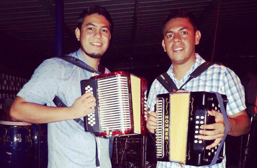 Hermanos Esclopis buscan dejar un legado en el típico