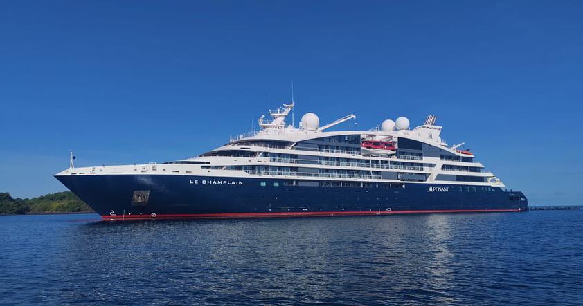 Más de 100 turistas en un crucero visitaron Coiba