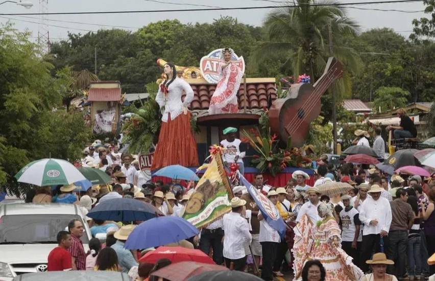 La alcaldía de Aguadulce recupera escuelas y parques