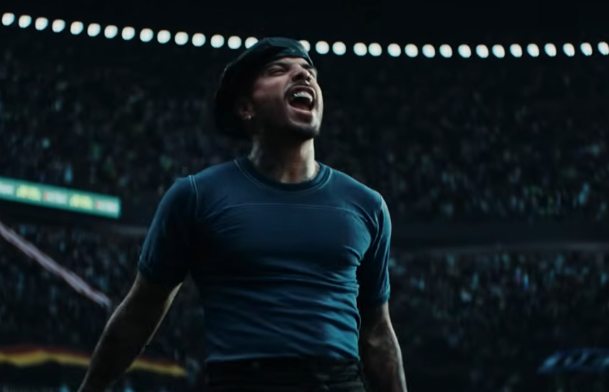 Rauw Alejandro lanza ‘Dando Vueltas’, un proyecto musical rumbo a la Copa Mundial 2026