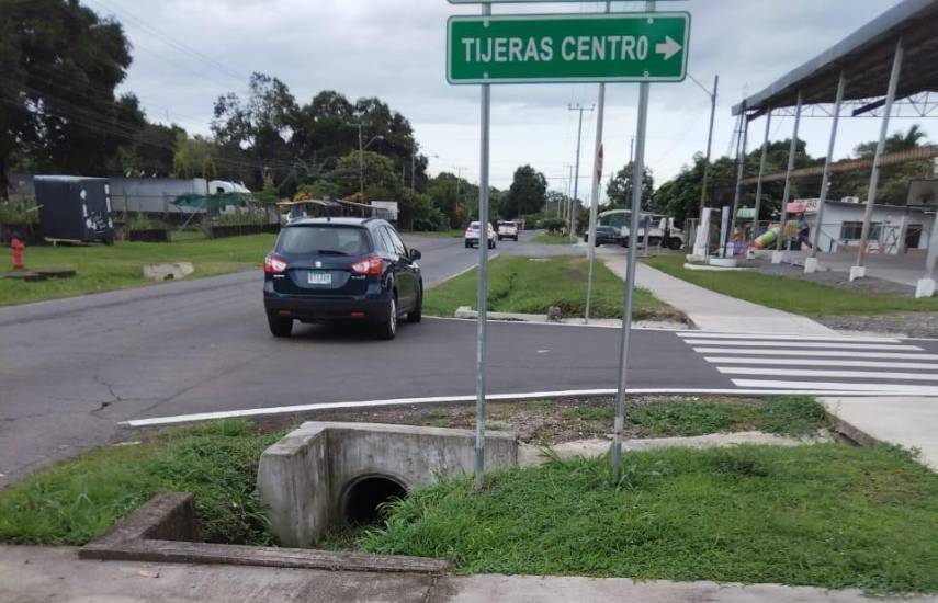 Multas de hasta $5,000 por arrojar basura en la vía pública en Tijeras, Boquerón