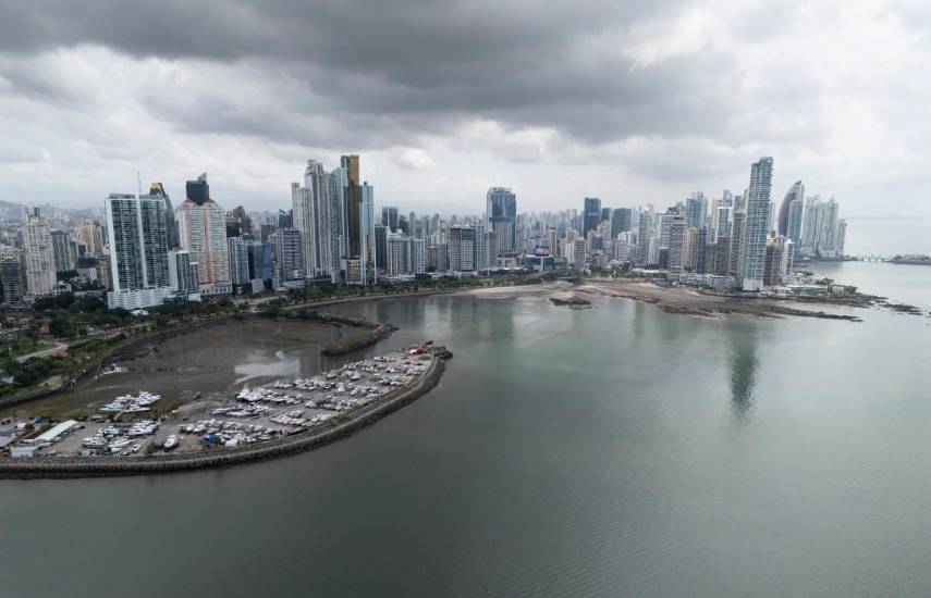Emiten aviso por lluvias y tormentas en todo Panamá hasta el lunes
