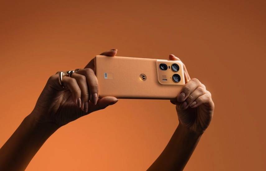 Motorola se une a la era de las funciones IA