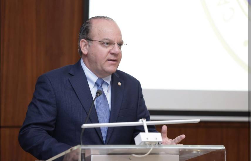 Empresarios ven en la ley de pasantías una puerta al empleo juvenil