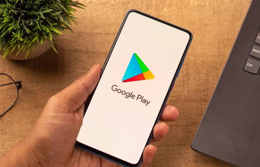 Google comienza a penalizar en la Play Store a las aplicaciones que consumen excesiva batería en un segundo plano