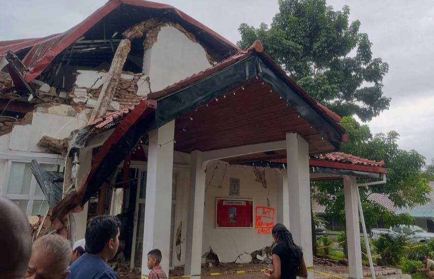 Inicia demolición del templo San Isidro Labrador de Soná tras el sismo