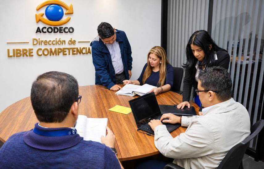 La Acodeco refuerza la vigilancia de fusiones empresariales para proteger la libre competencia