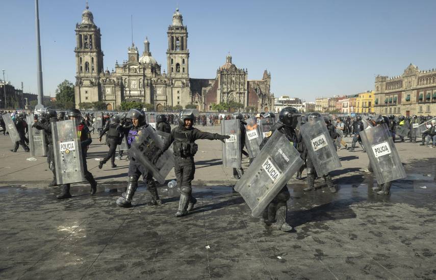 Miles de personas marchan en México contra el gobierno de Sheinbaum y la violencia