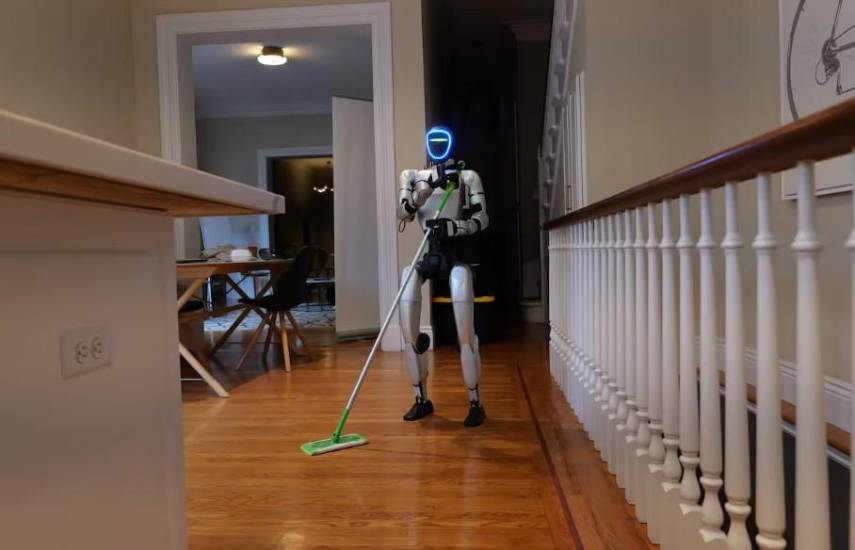 Robots humanoides asumen las tareas del hogar