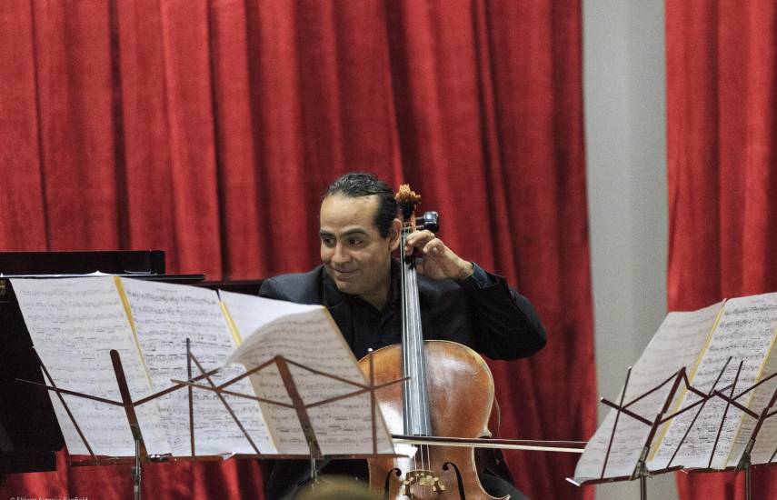 Isaac Casal: 20 años afinando el futuro musical del país