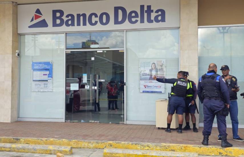 Policía jubilado frustra robo con arma de fuego al banco Delta de La 24 de Diciembre