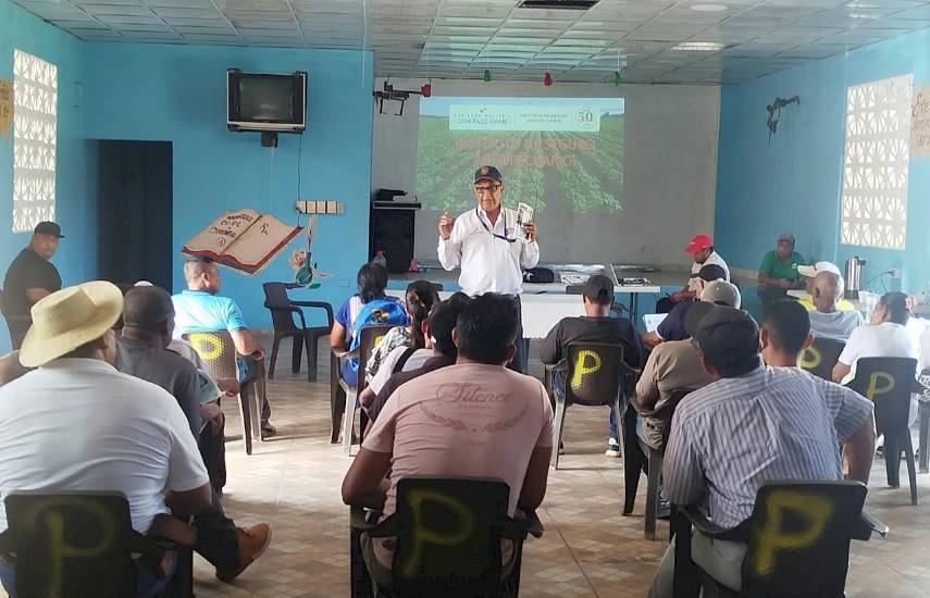 Cortesía | Productores durante la capacitación.